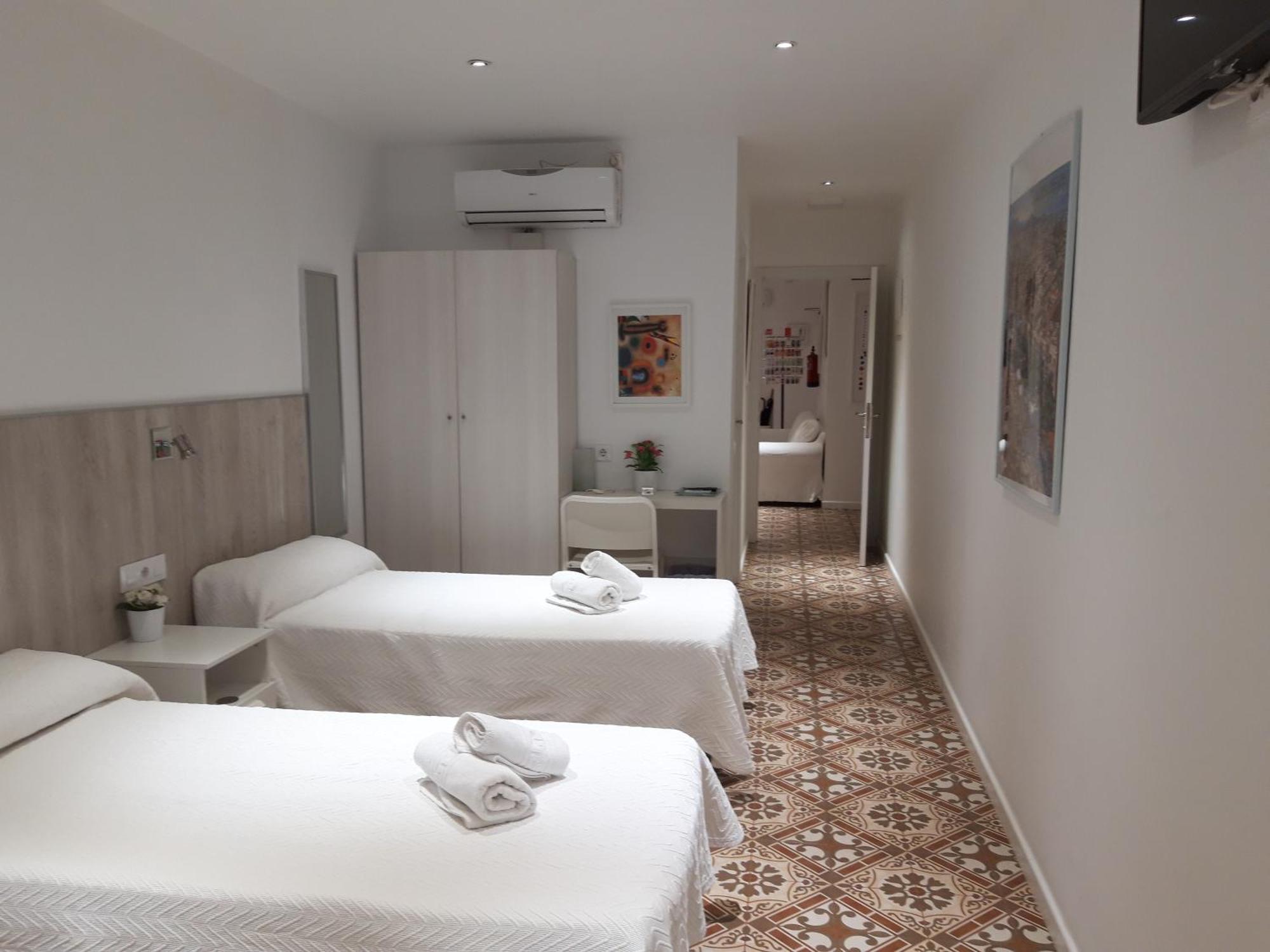 Triple Room Private Bathroom
