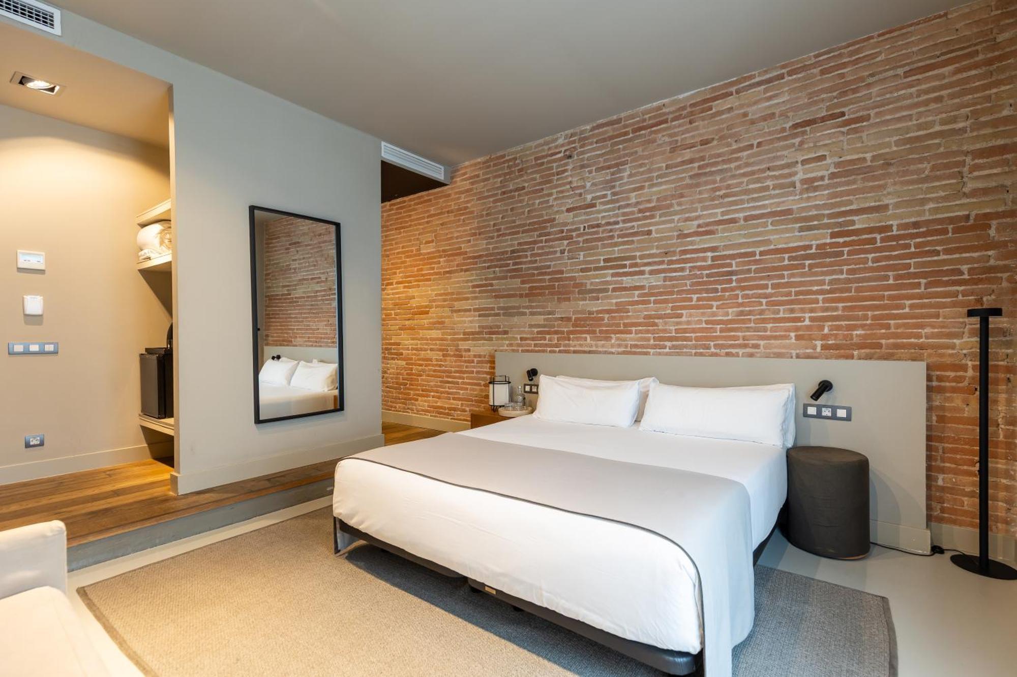 Deluxe Double Room Extra Bed