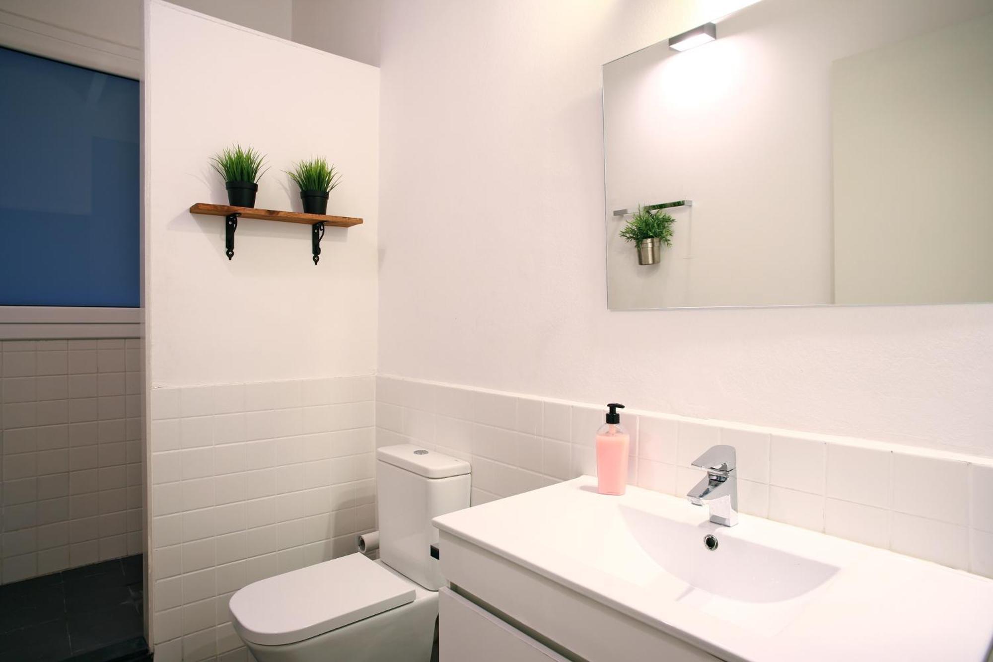 Quarto Quíntuplo com Banheiro Compartilhado