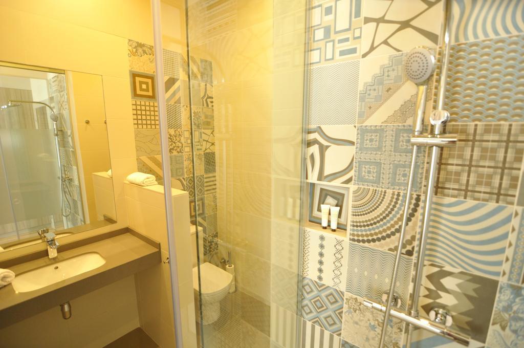 Double Room with Extra Bed (3 Adults)
