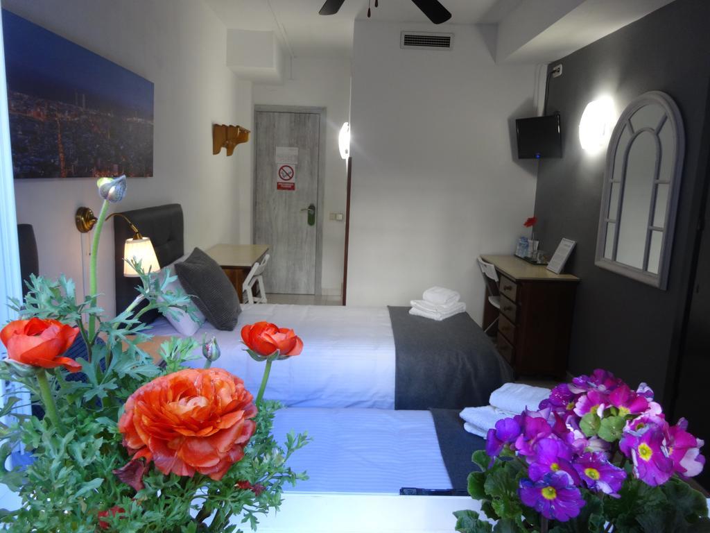 Twin Room,444461979:JPEG