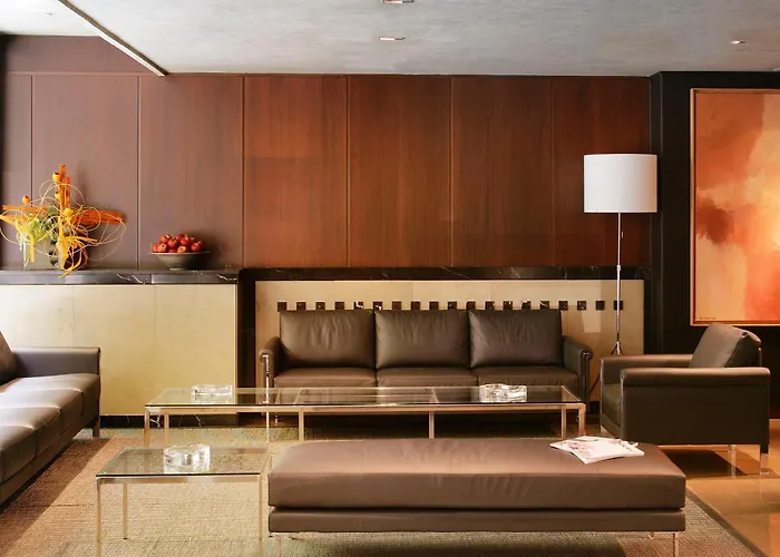 Luxury hotel only: Hotel Derby