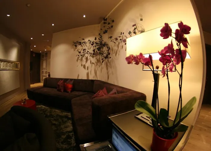 Anba Boutique (Adults Only)